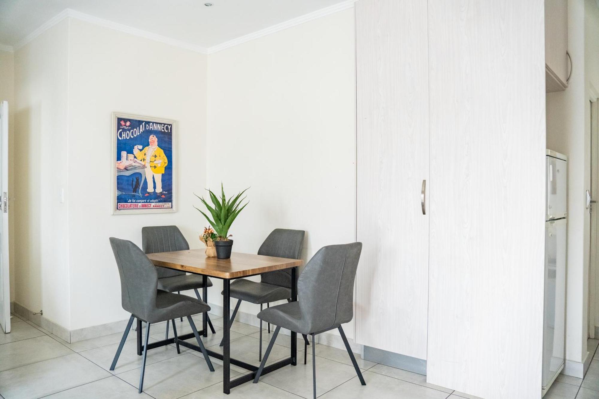 3 On Tessa Guesthouse Johannesburg Exterior photo